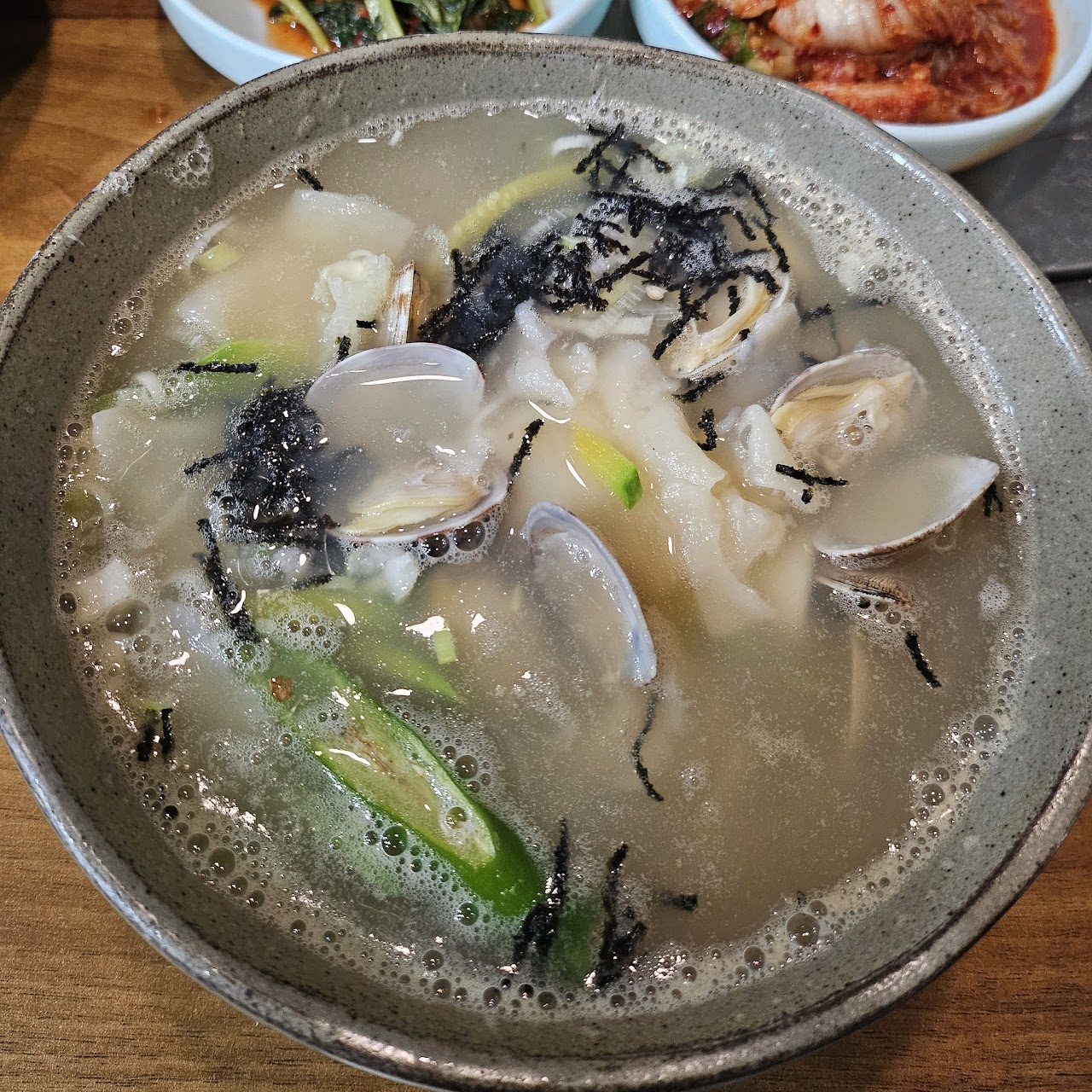 엄마손 칼국수
